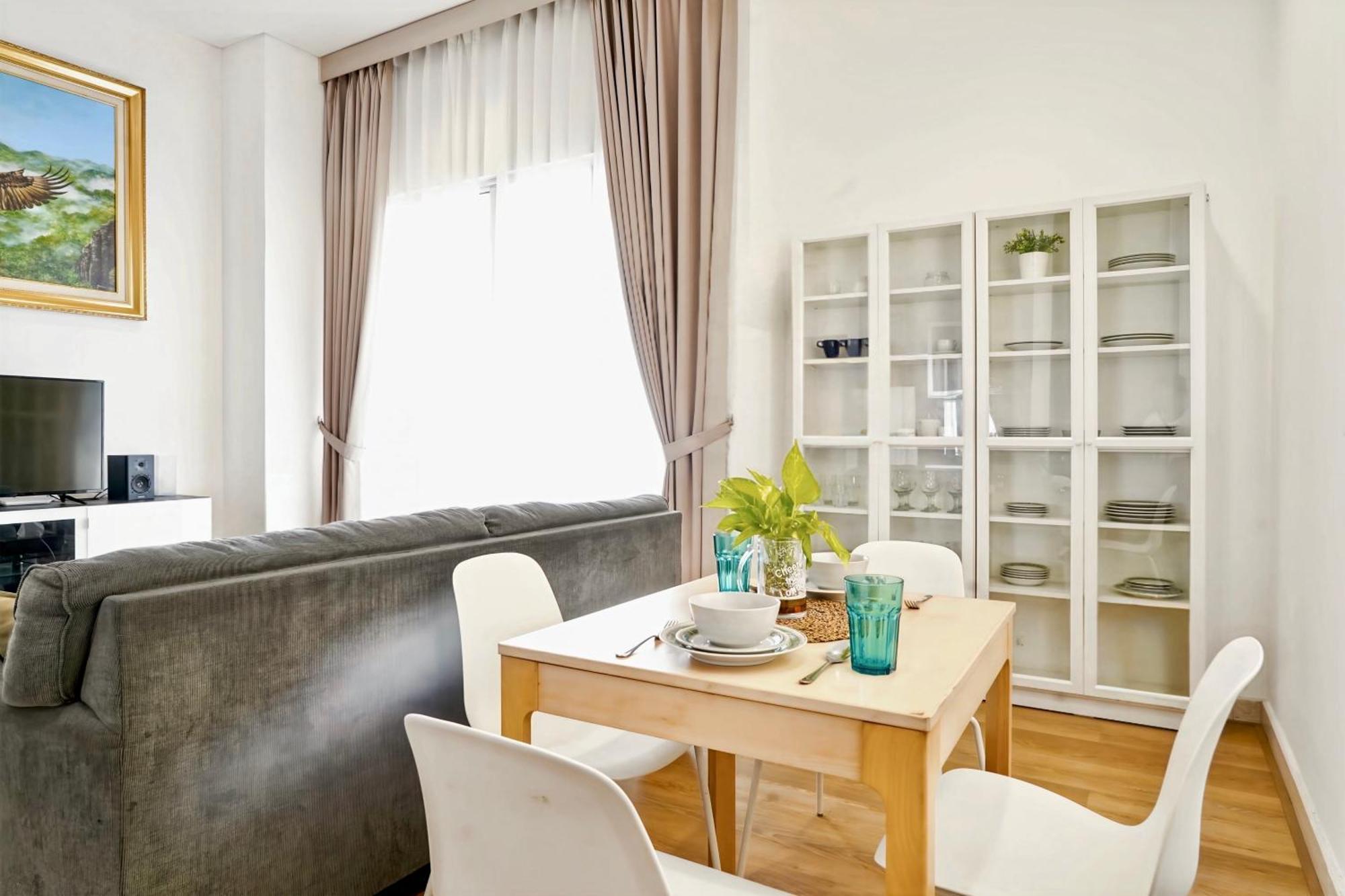2Br Lucky Tower Residence Jakarta Old Town Top Floor Condo エクステリア 写真